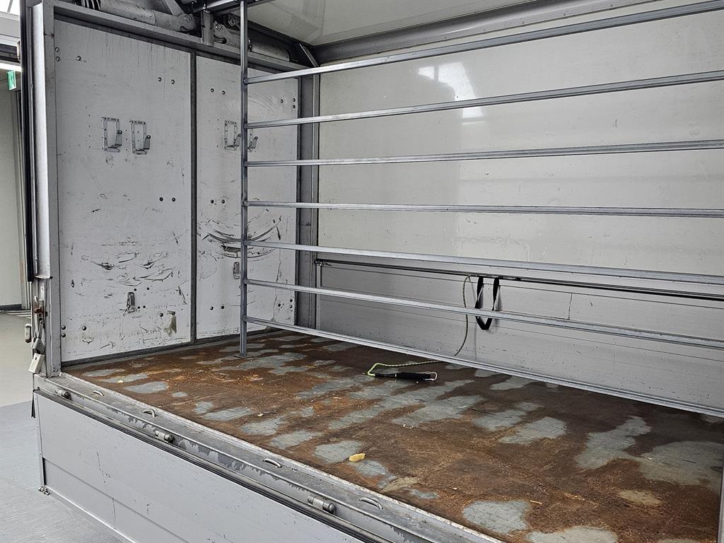 현대 포터2 1톤 윙바디 전기 9