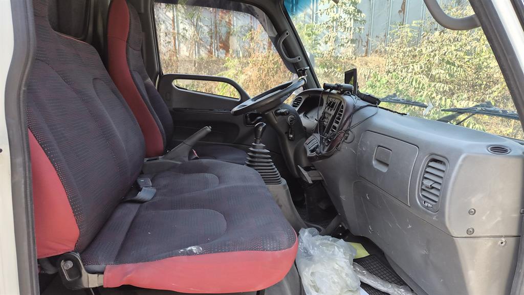 현대 마이티큐티 2톤 윙바디 일반캡 8