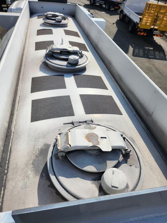 현대 탱크로리 메가트럭 수동 6