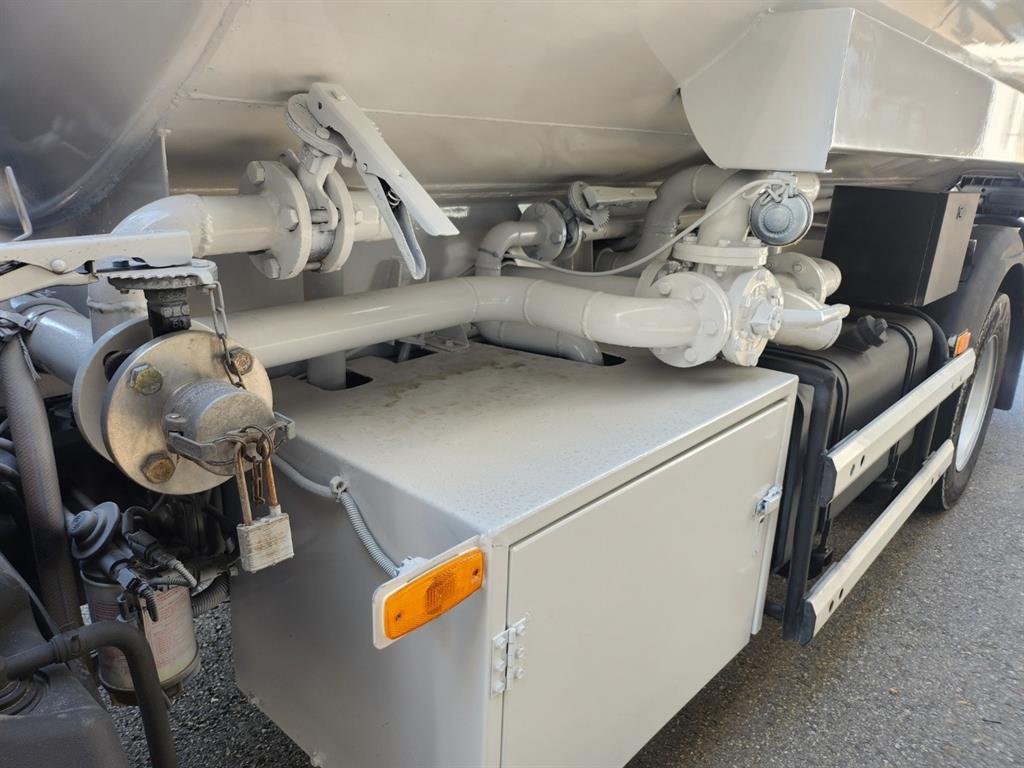 현대 탱크로리 메가트럭 수동 7