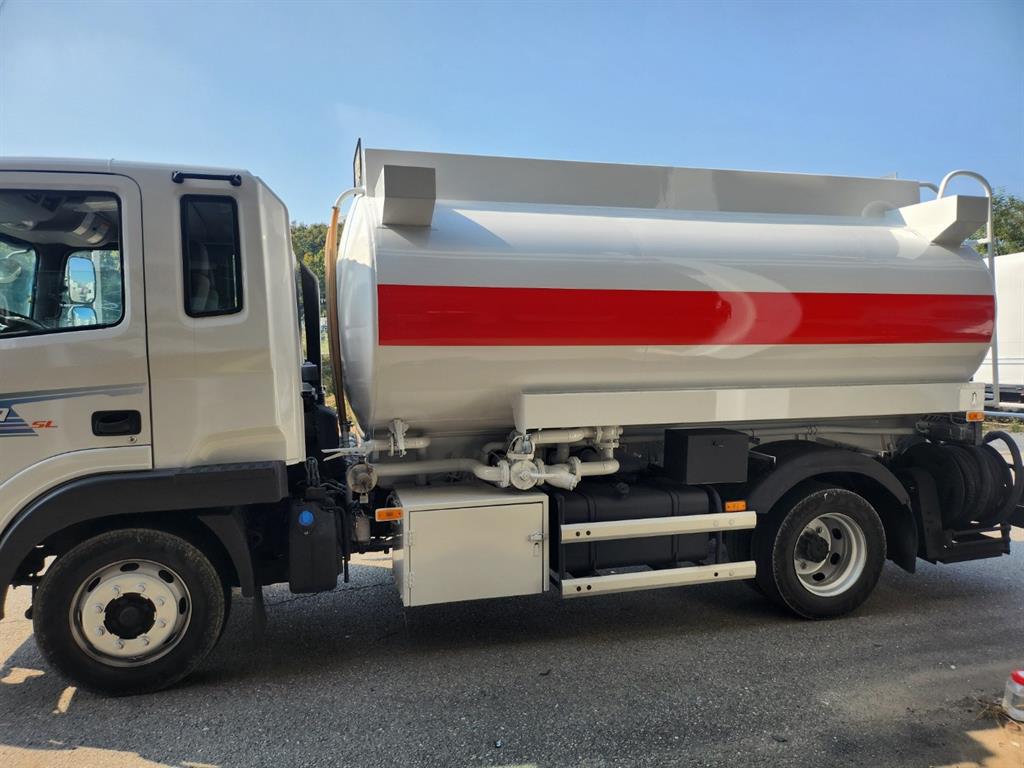 현대 탱크로리 메가트럭 수동 5