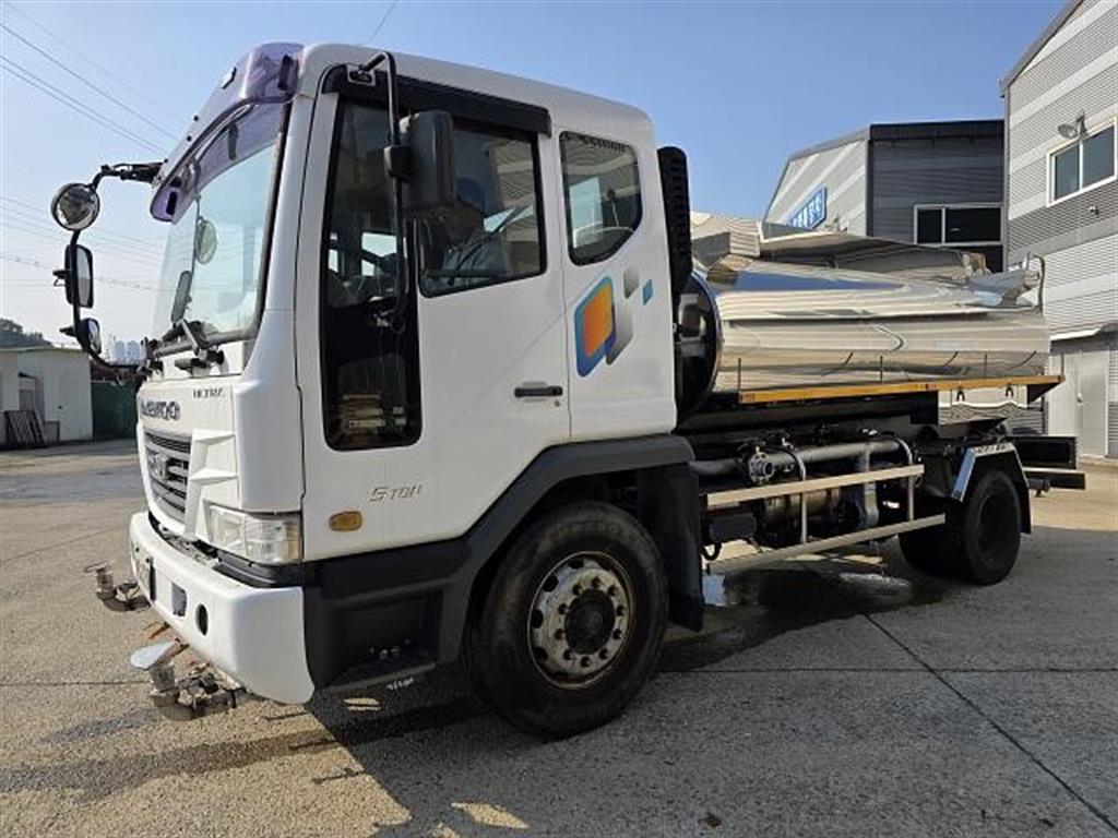 타타대우 살수차 노부스 수동 2