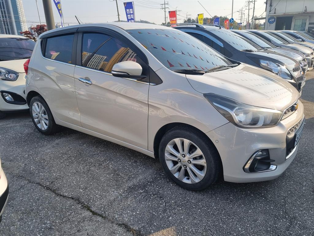 Chevrolet Spark LTZ C-TECH 4