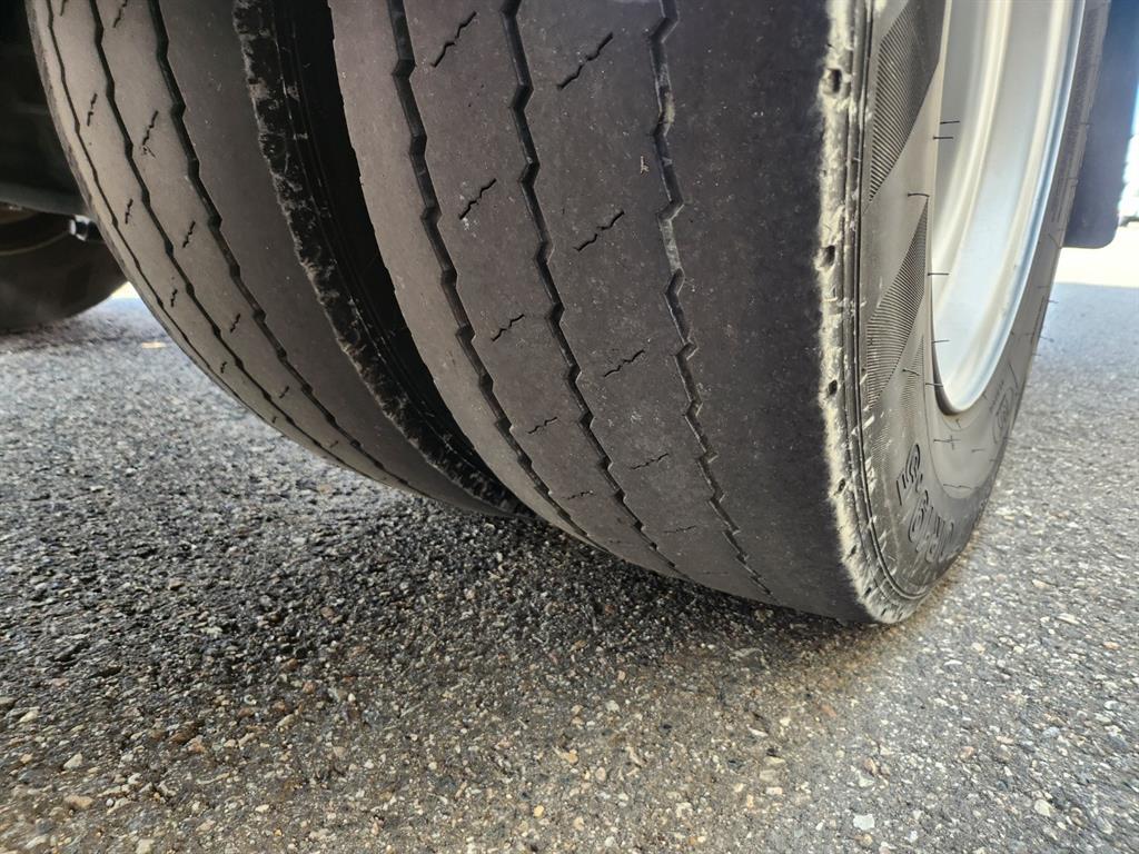 현대 탱크로리 메가트럭 수동 14