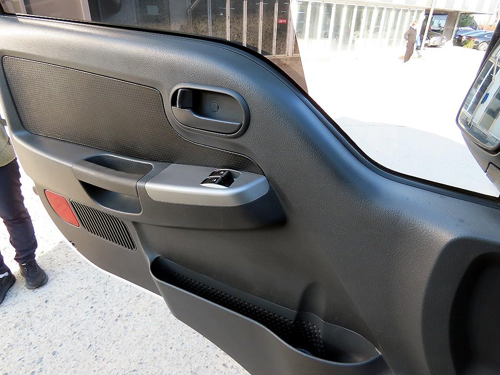 기아 봉고3 1톤 표준탑 전기 11