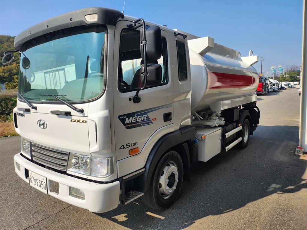 현대 탱크로리 메가트럭 수동 0