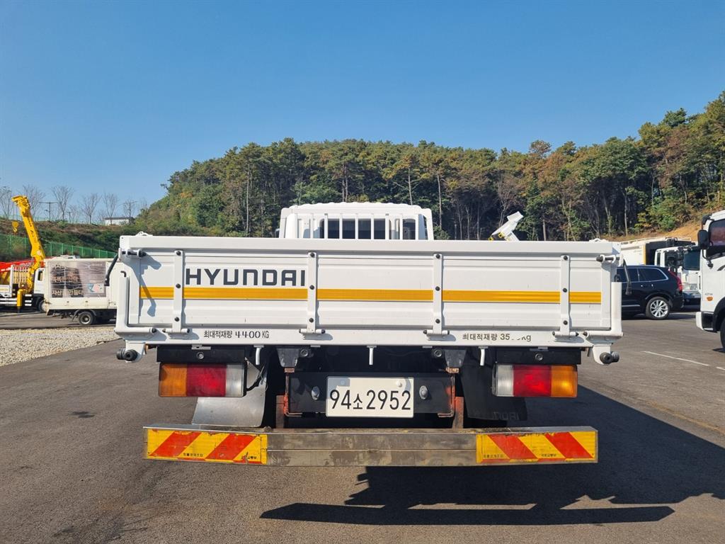 현대 메가트럭 단바리 카고 5톤 수동 5