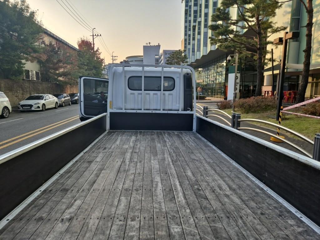 현대 올뉴마이티 2.5톤 카고 슈퍼캡 15