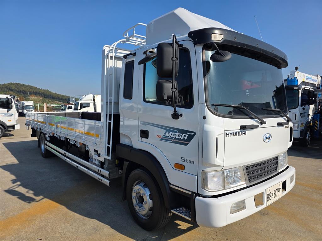 현대 메가트럭 단바리 카고 5톤 수동 2