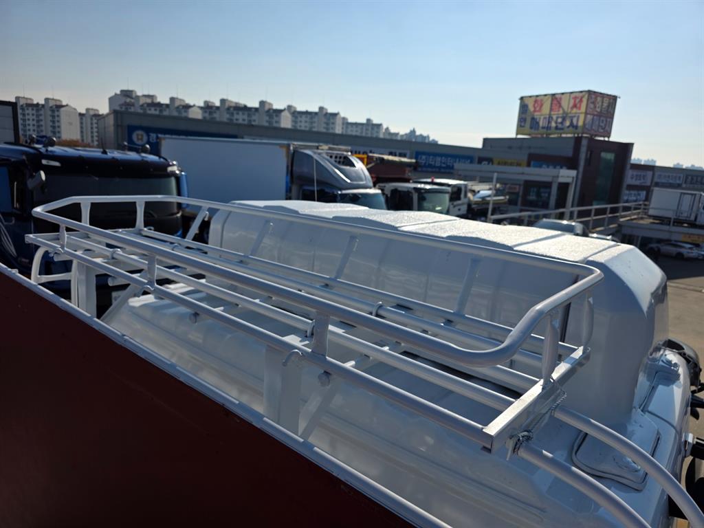 현대 메가트럭 단바리 카고 5톤 수동 15