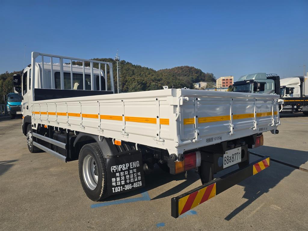 현대 메가트럭 280 단바리 카고 5.5톤 수동 4