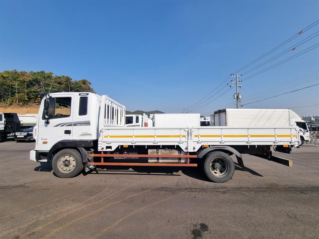 현대 메가트럭 단바리 카고 5톤 수동 8