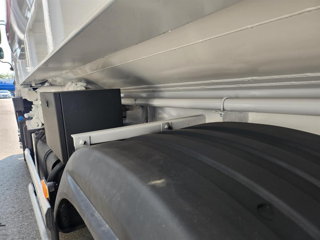 현대 탱크로리 메가트럭 수동 11