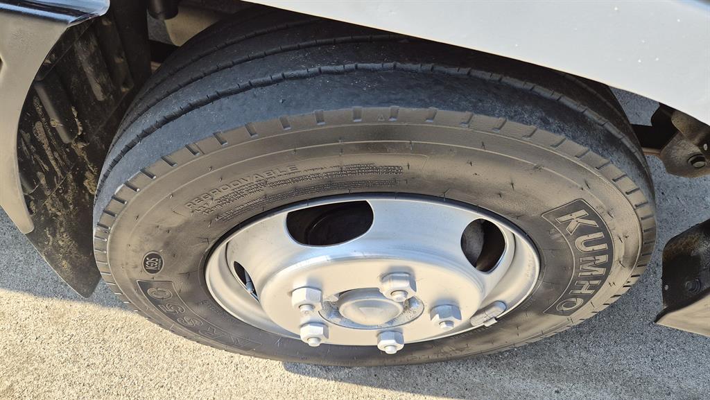 현대 마이티큐티 2톤 윙바디 일반캡 6