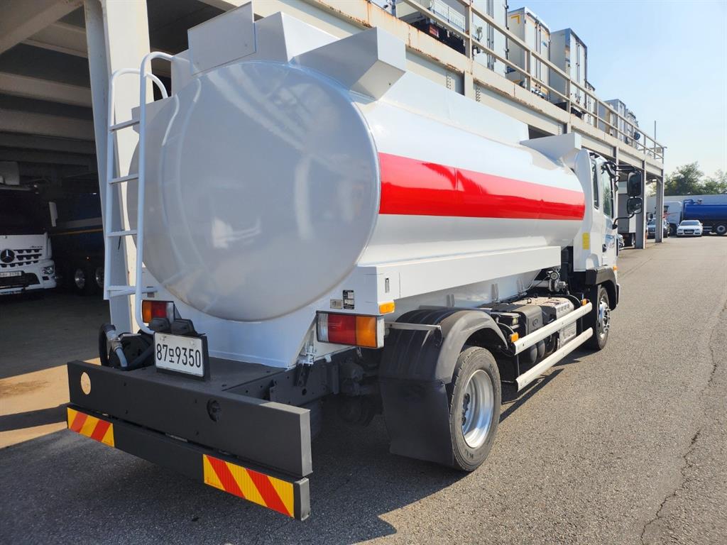 현대 탱크로리 메가트럭 수동 2