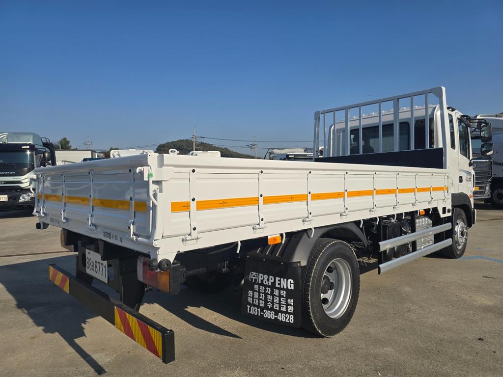 현대 메가트럭 280 단바리 카고 5.5톤 수동 5