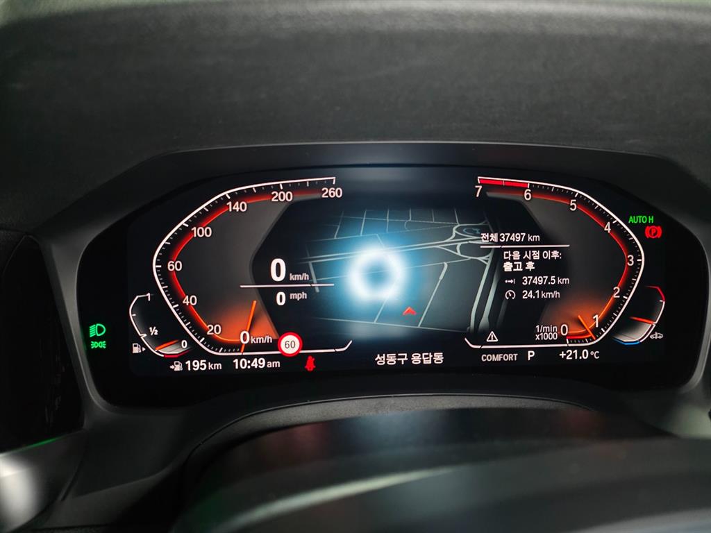 BMW 3 Series 320i M Sport 9