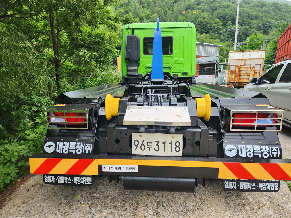 암롤 5.5톤 수동 단바리 2