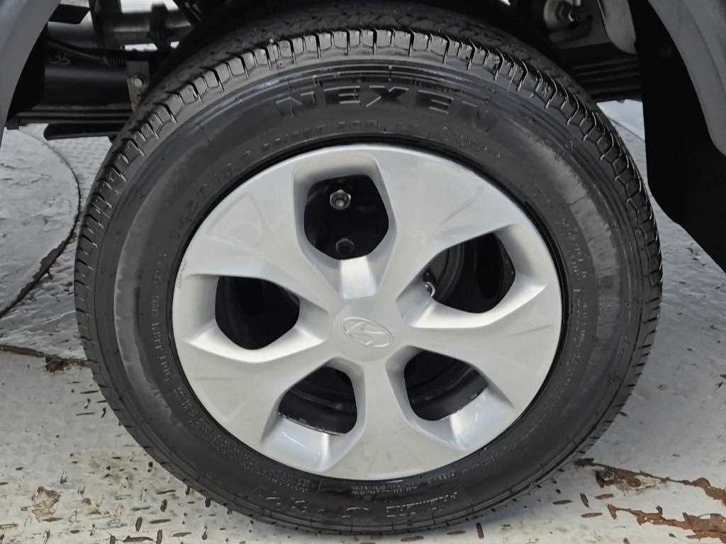 현대 포터2 1톤 카고 LPG 17