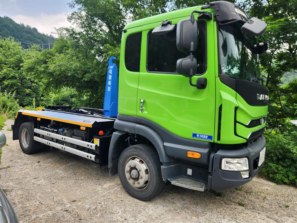 암롤 5.5톤 수동 단바리 1