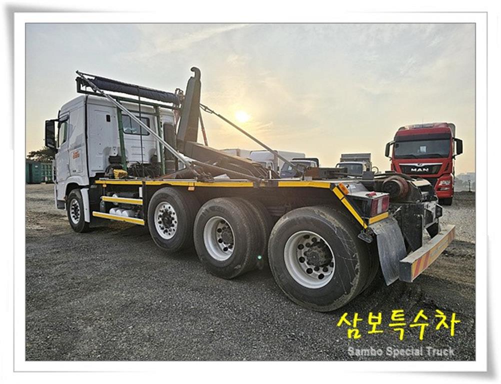 현대 엑시언트 암롤 24톤 수동 7