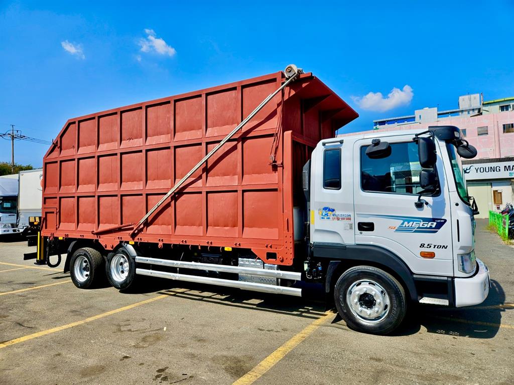 현대 메가트럭 집게차 8.5톤 수동 한국쓰리축 0