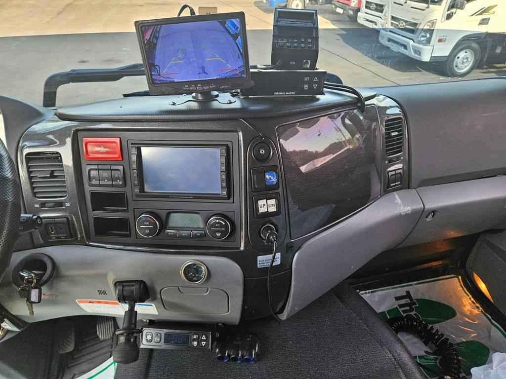 타타대우 프리마 냉동탑 7.5톤 수동 13