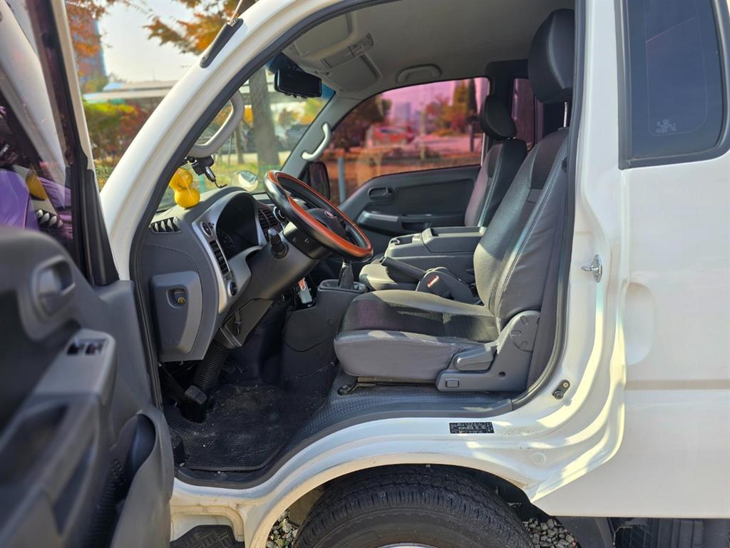 기아 봉고3 1톤 냉동탑 LPG 7