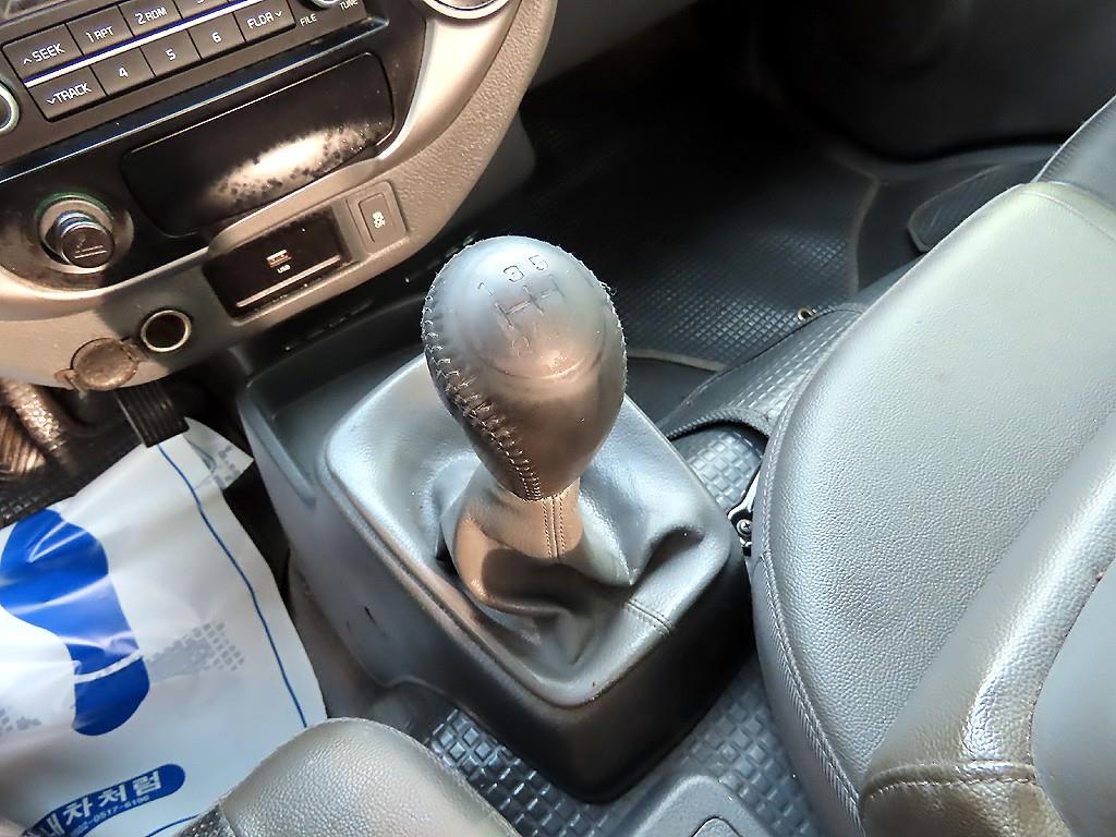 기아 봉고3 1톤 카고 LPG 9