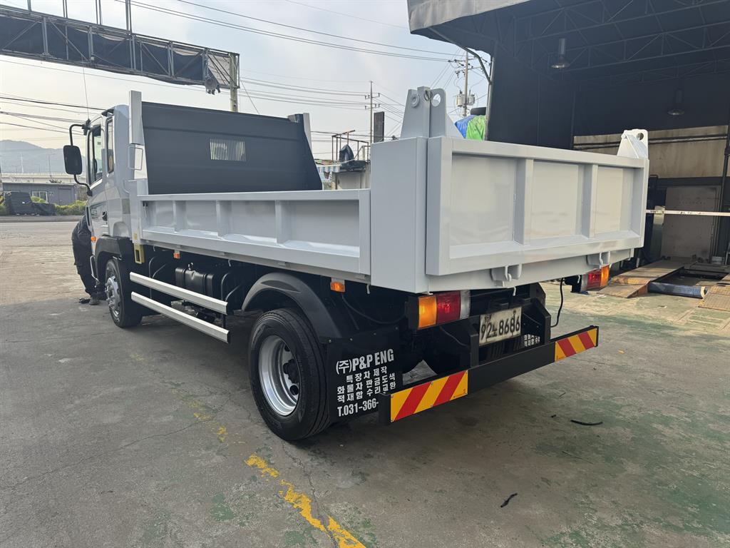 현대 메가트럭 화물덤프 5톤 1