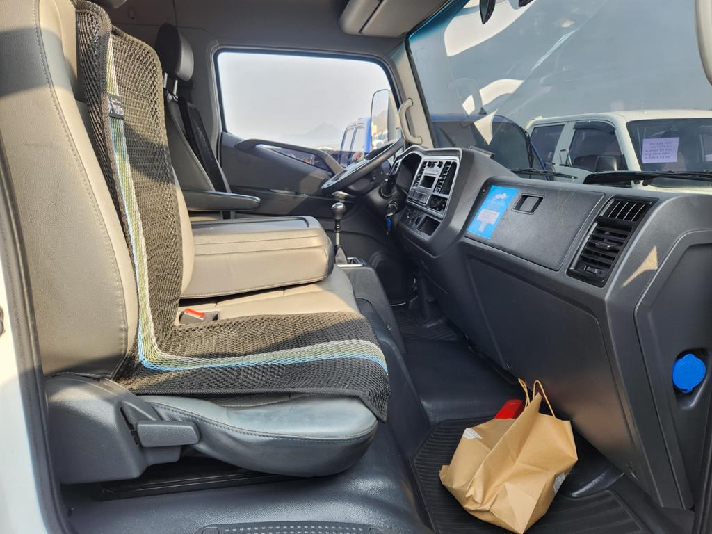 현대 올뉴마이티 2.5톤 카고 슈퍼캡 12