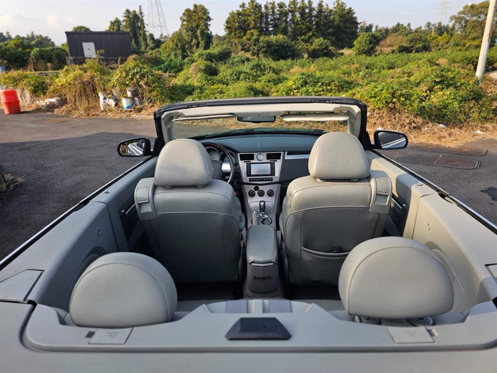 Chrysler Sebring 2.7 Convertible 8