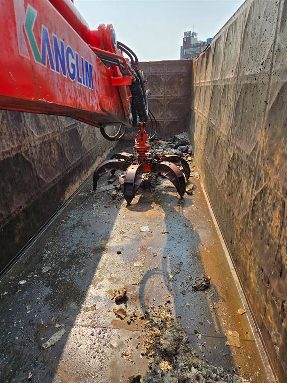 현대 엑시언트 집게차 22톤 수동 함코 7