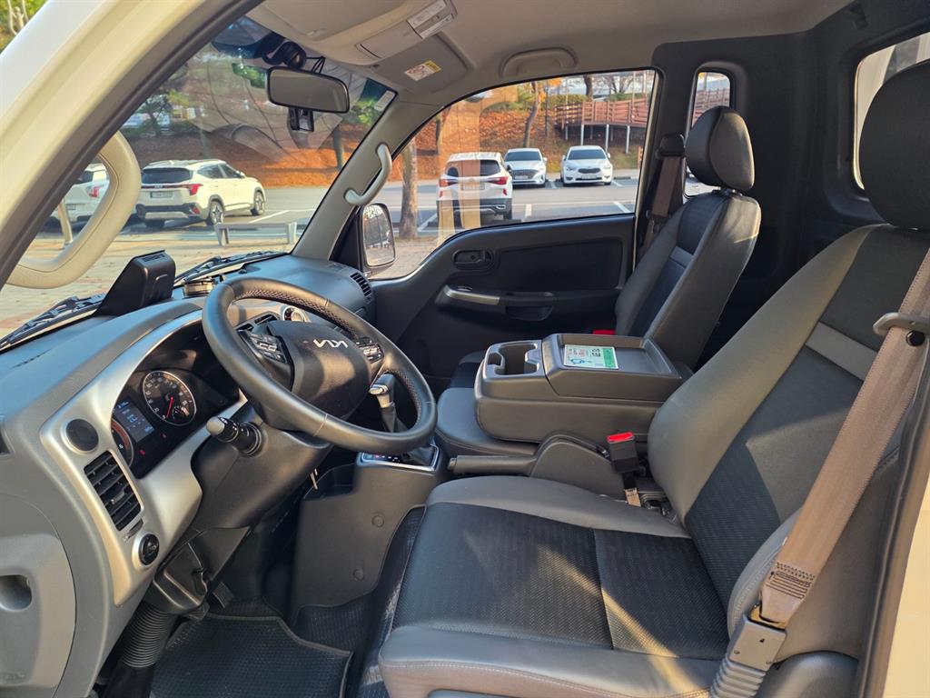 기아 봉고3 1톤 카고 LPG 11