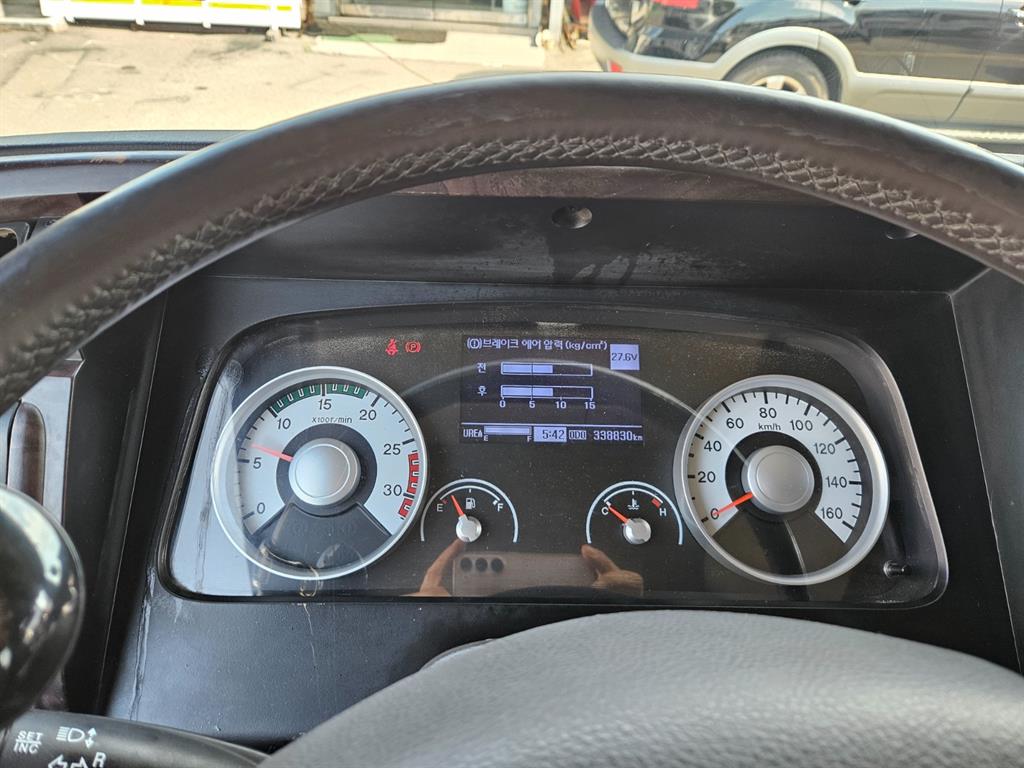 현대 메가트럭 집게차 8.5톤 수동 한국쓰리축 11