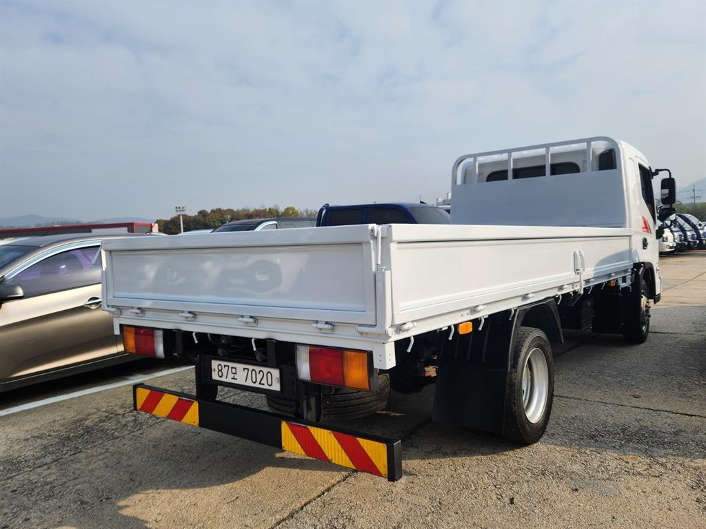 현대 올뉴마이티 2.5톤 카고 슈퍼캡 5