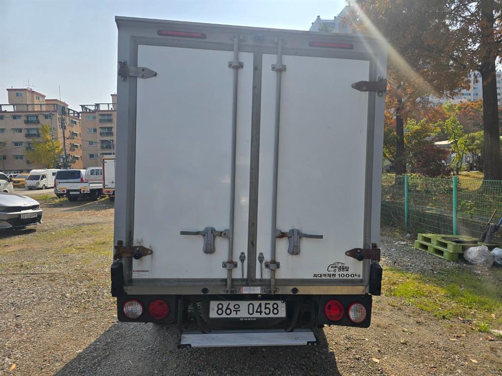 기아 봉고3 1톤 냉동탑 LPG 3