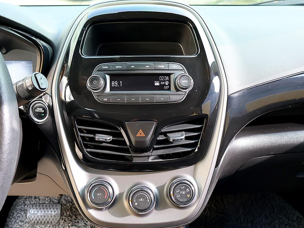 Chevrolet Spark Premier 10