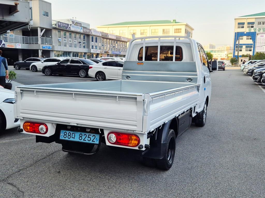 현대 포터2 1톤 카고 전기 3