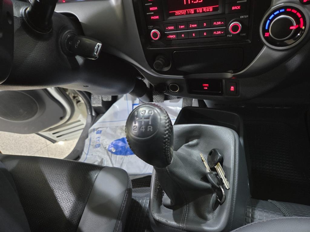 기아 봉고3 1톤 카고 LPG 10