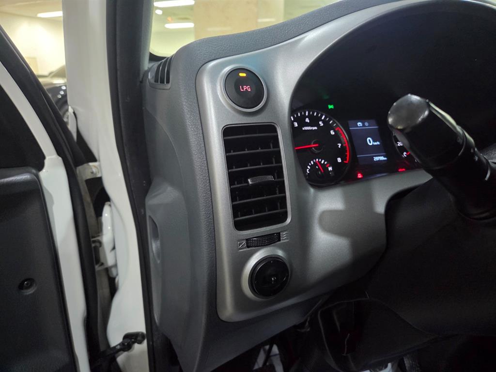 기아 봉고3 1톤 카고 LPG 12