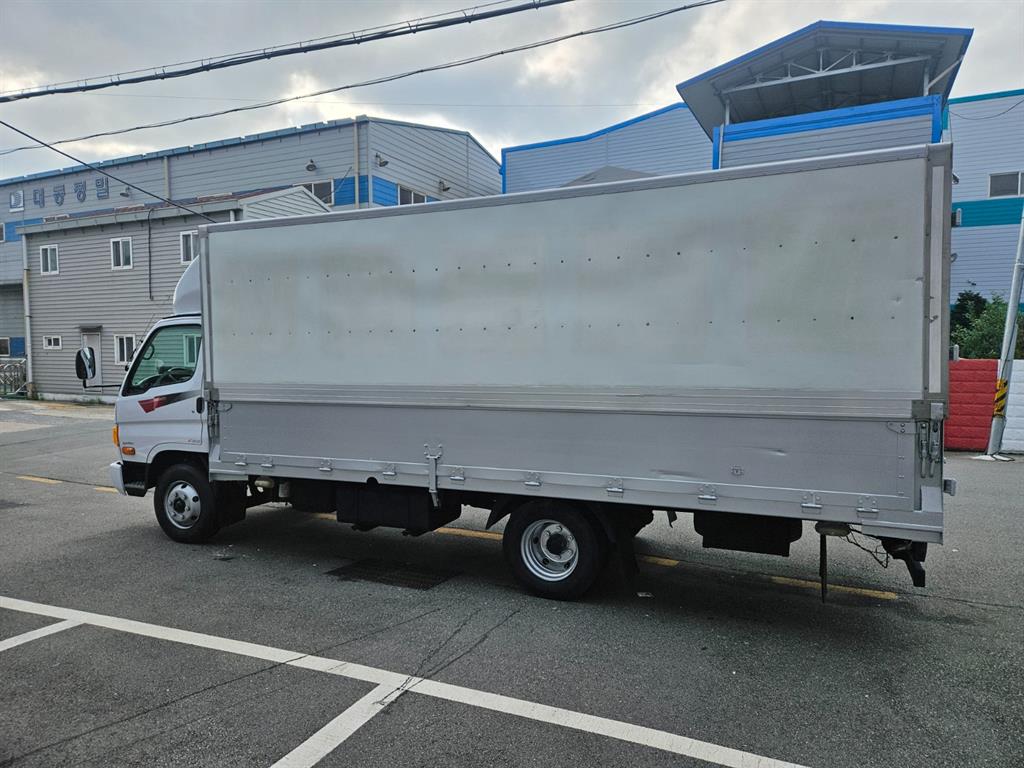 현대 이마이티 2.4톤 윙바디 일반캡 3