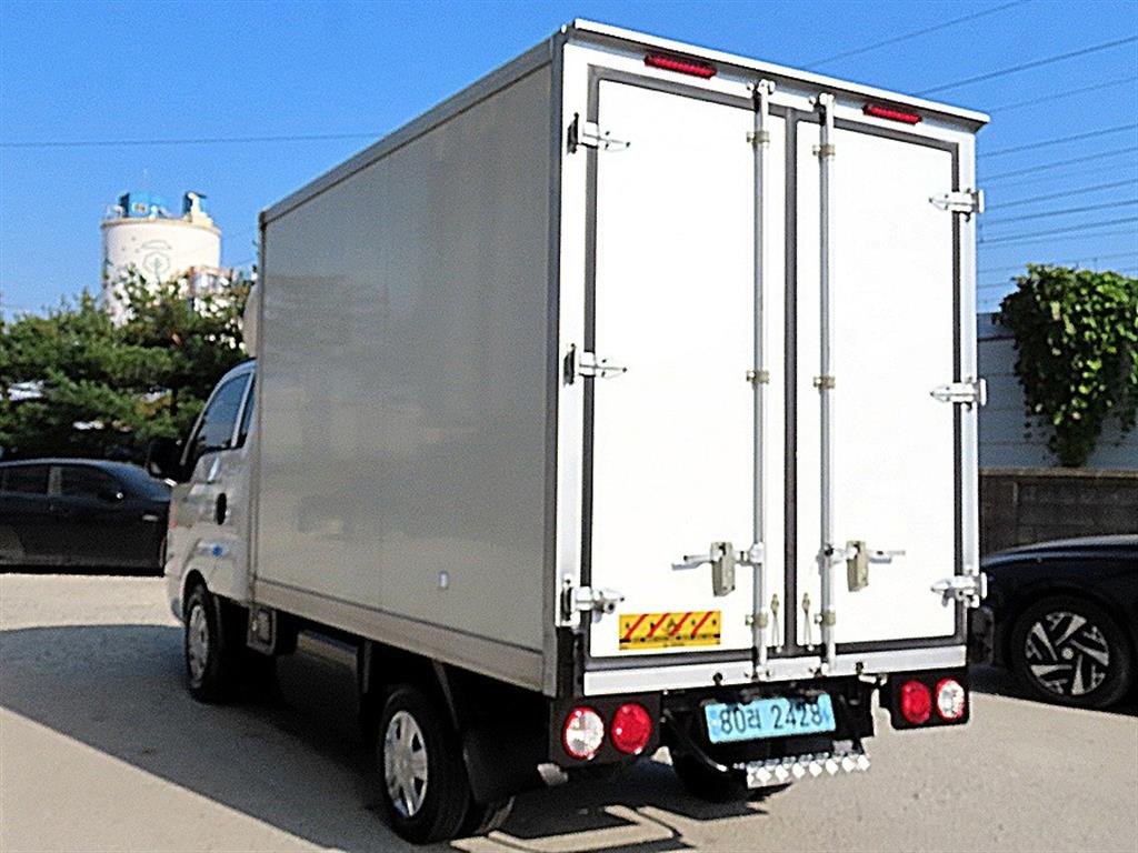 기아 봉고3 1톤 표준탑 전기 2