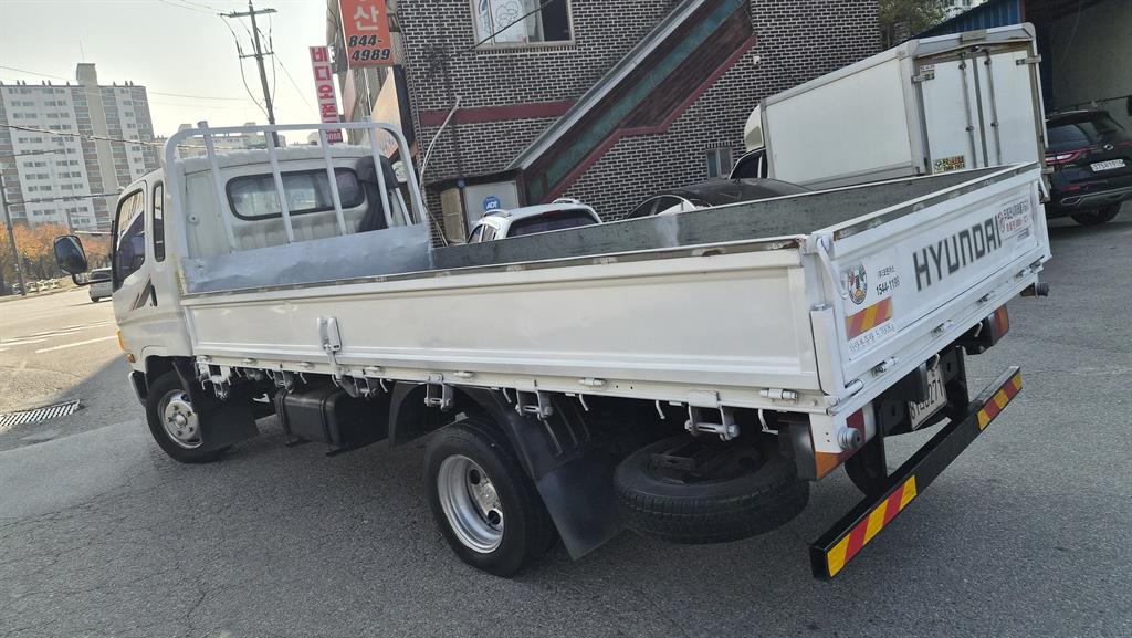 현대 이마이티 2.5톤 카고 5