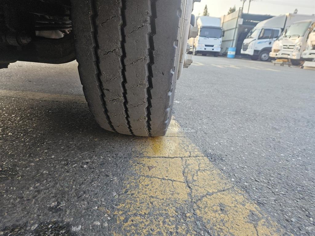 현대 메가트럭 단바리 카고 5톤 수동 9