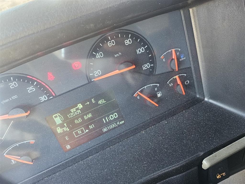 볼보 우드칩 25톤 오토 8