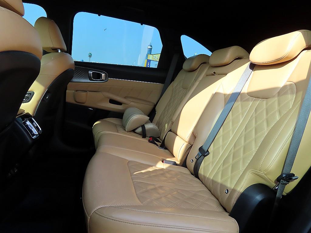 Kia Sorento Diesel 2.2 2WD Signature 7