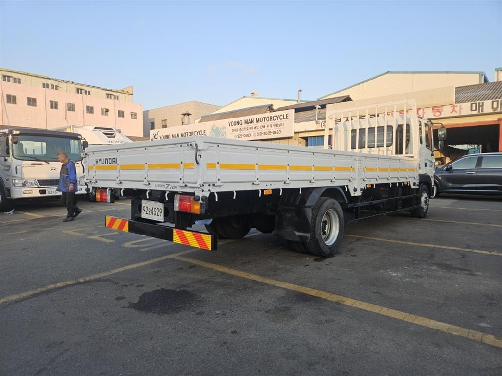 현대 메가트럭 단바리 카고 5톤 수동 5