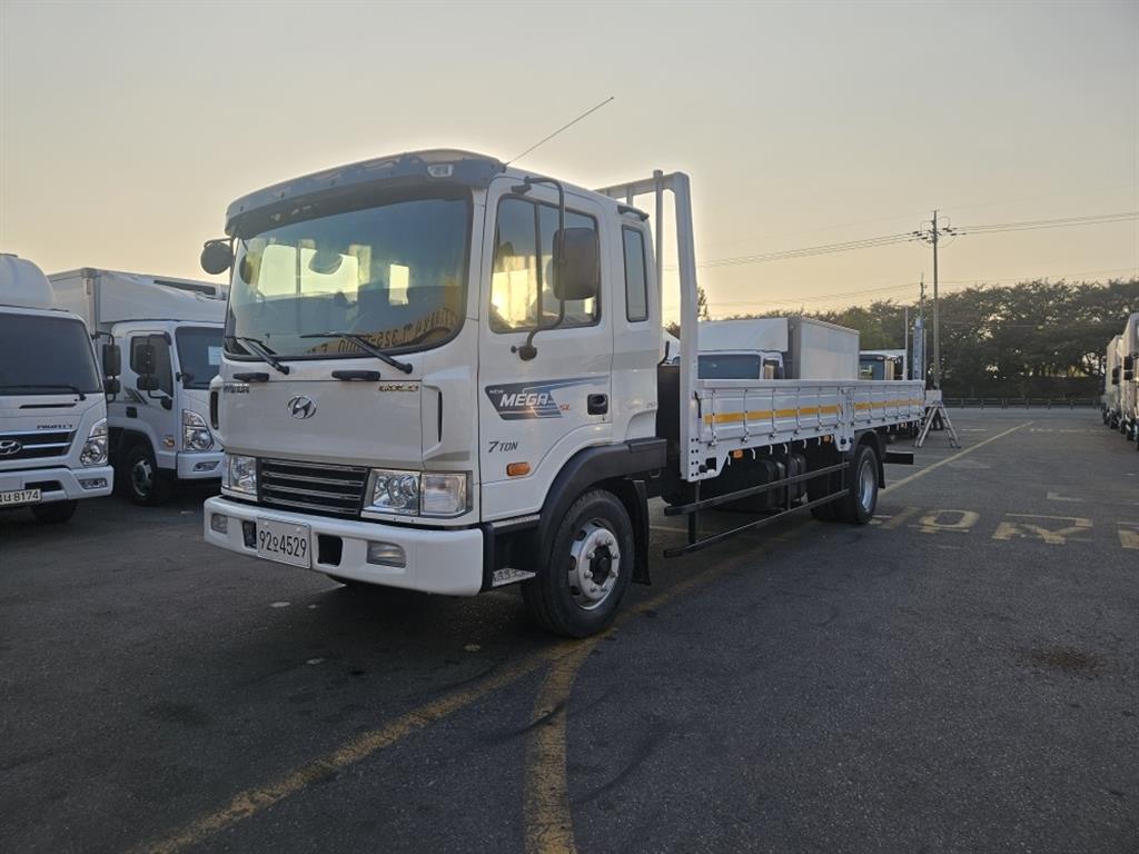 현대 메가트럭 단바리 카고 5톤 수동