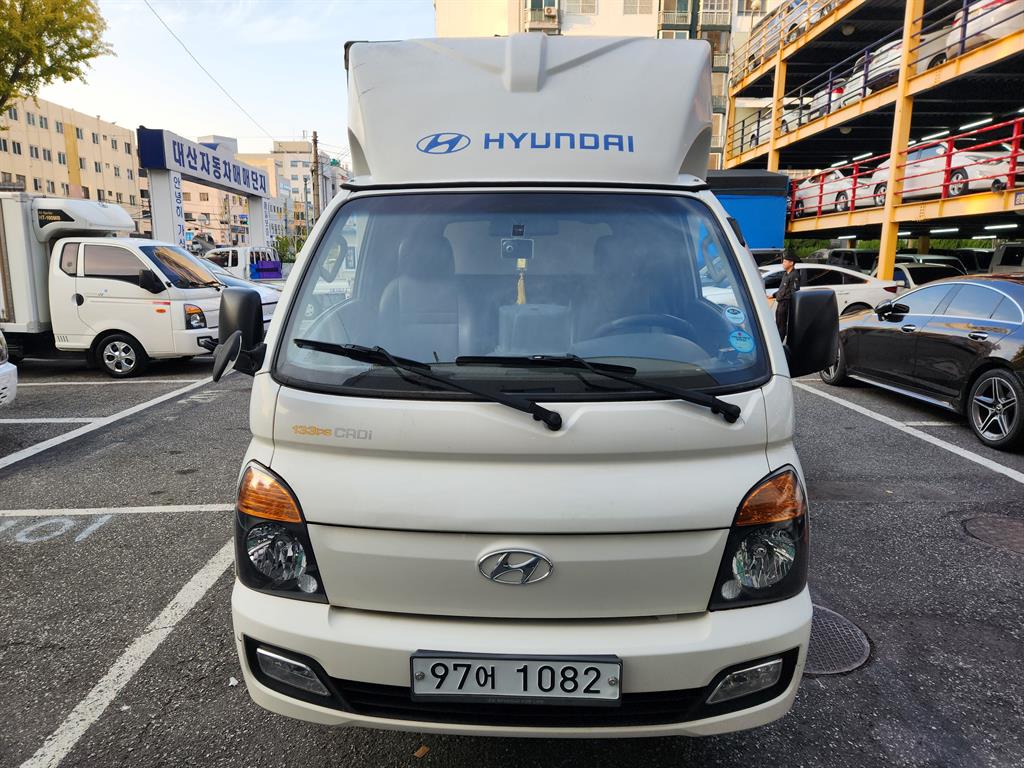 Hyundai Porter Super Cab/ Long Wheelbase/ CRDi Super